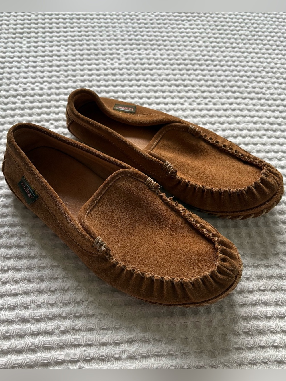 L.L.Bean Chestnut Brown Suede Leather Moccasin Slippers House Shoes Women’s 9
